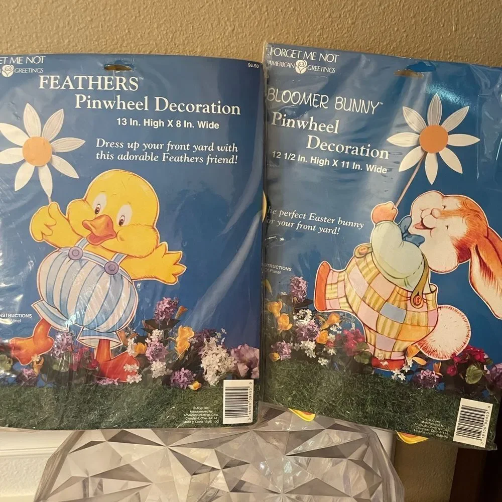 Feathers and Bloomer Bunny Forget Me Not Pinwheel Vintage Easter Yard Art Set/2!